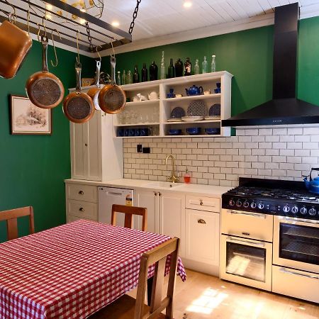 The Ferry Bed & Breakfast Квінстаун Екстер'єр фото