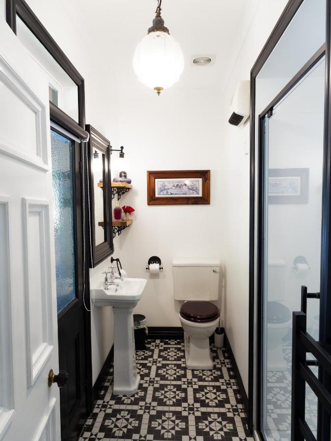 The Ferry Bed & Breakfast Квінстаун Екстер'єр фото