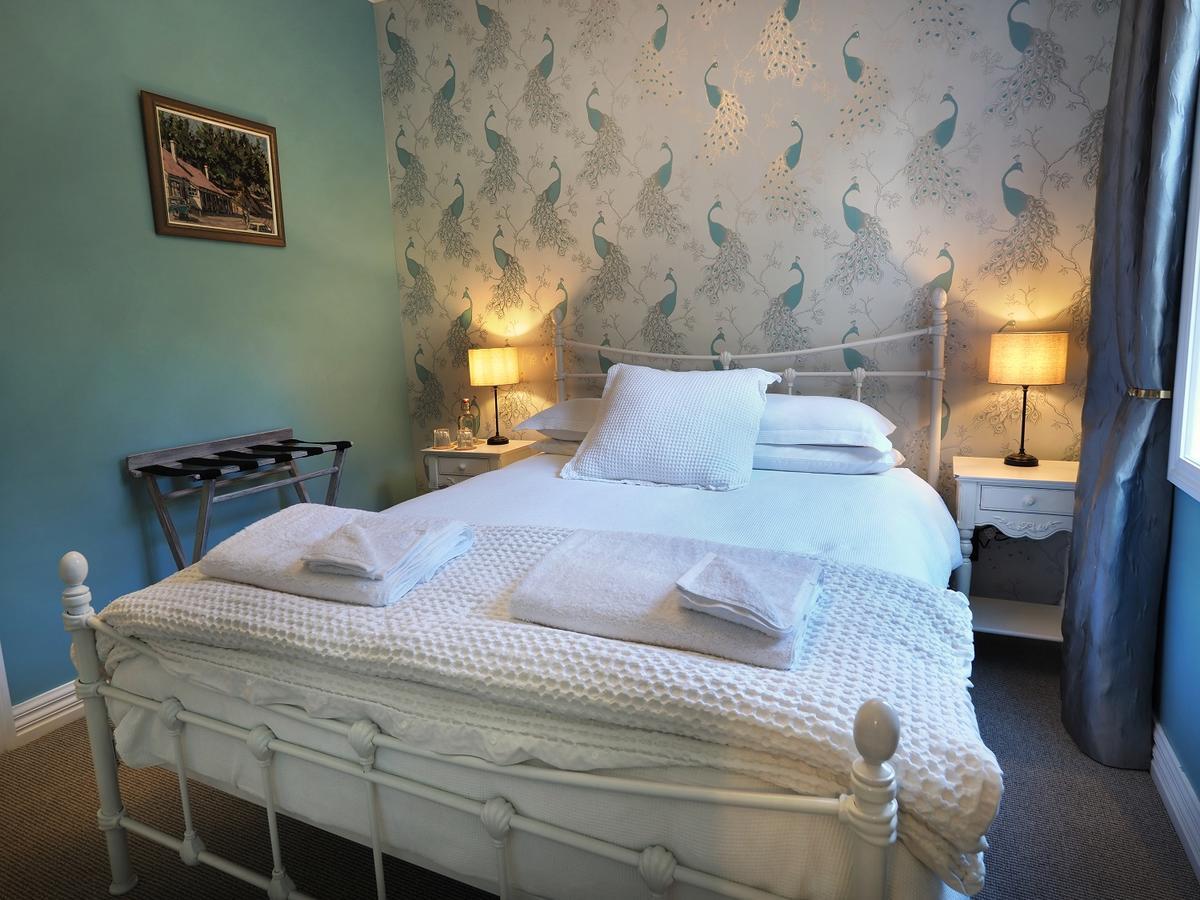 The Ferry Bed & Breakfast Квінстаун Екстер'єр фото